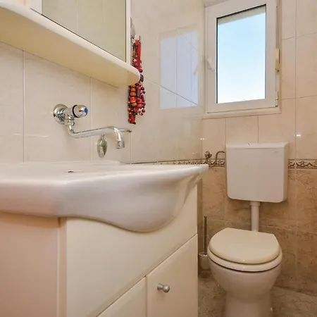 4 Bedroom Amazing In Kastel Novi Holiday home Kastela